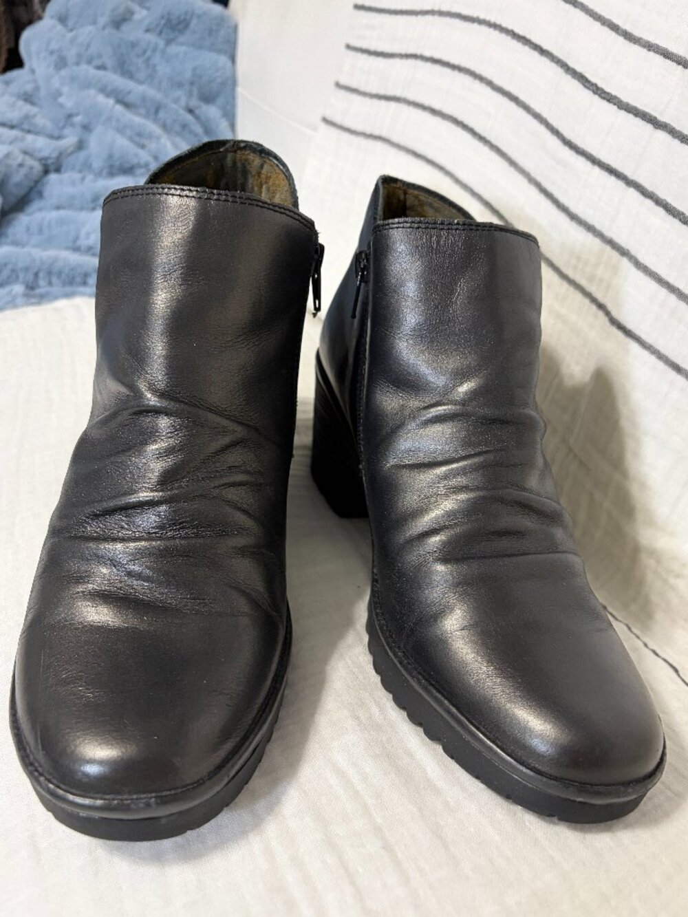 FLY London WEZO Pewter ankle boot